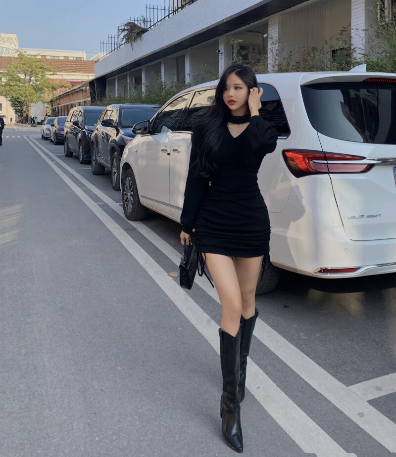 【新作】【送料無料】 韓国スタイル V ネックホルターネック巾着ヒップカバーショートスカートレディース長袖ドレスウエスト痩身スカート 0255558294108