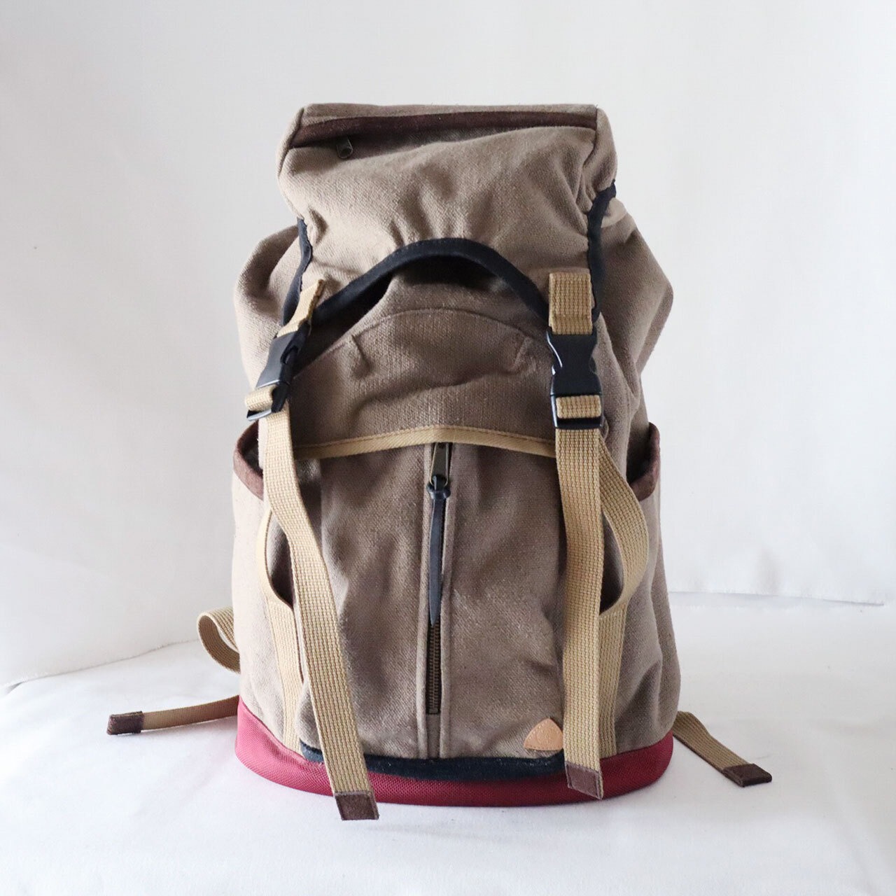 【Deadstock Item】バックパック / Top-flap Draw Backpack　/ アッシュグレー×バーガンディ・ボトム