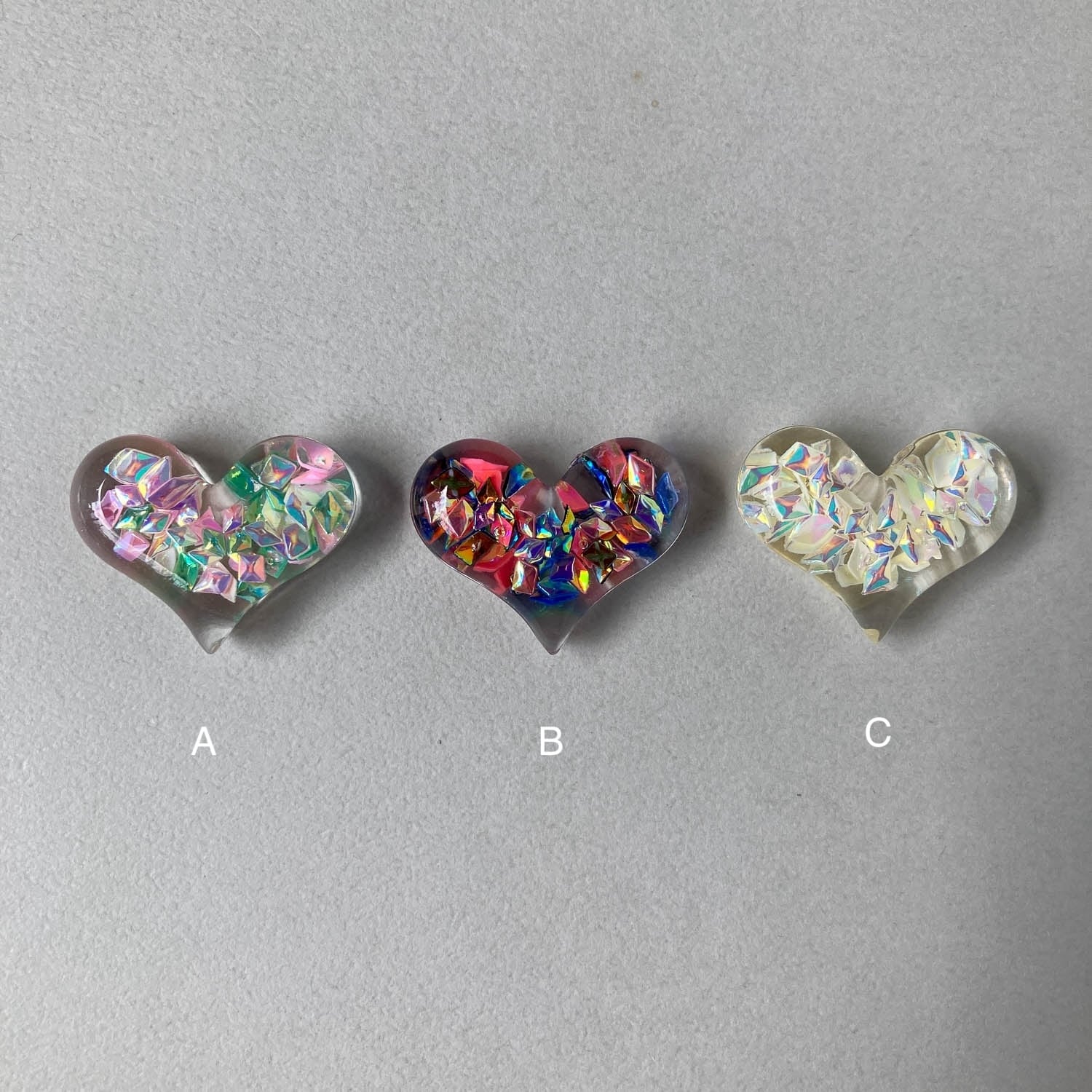 ホロ入りぷっくりハートのデコパーツ（28mm） | Dua-アクセサリー