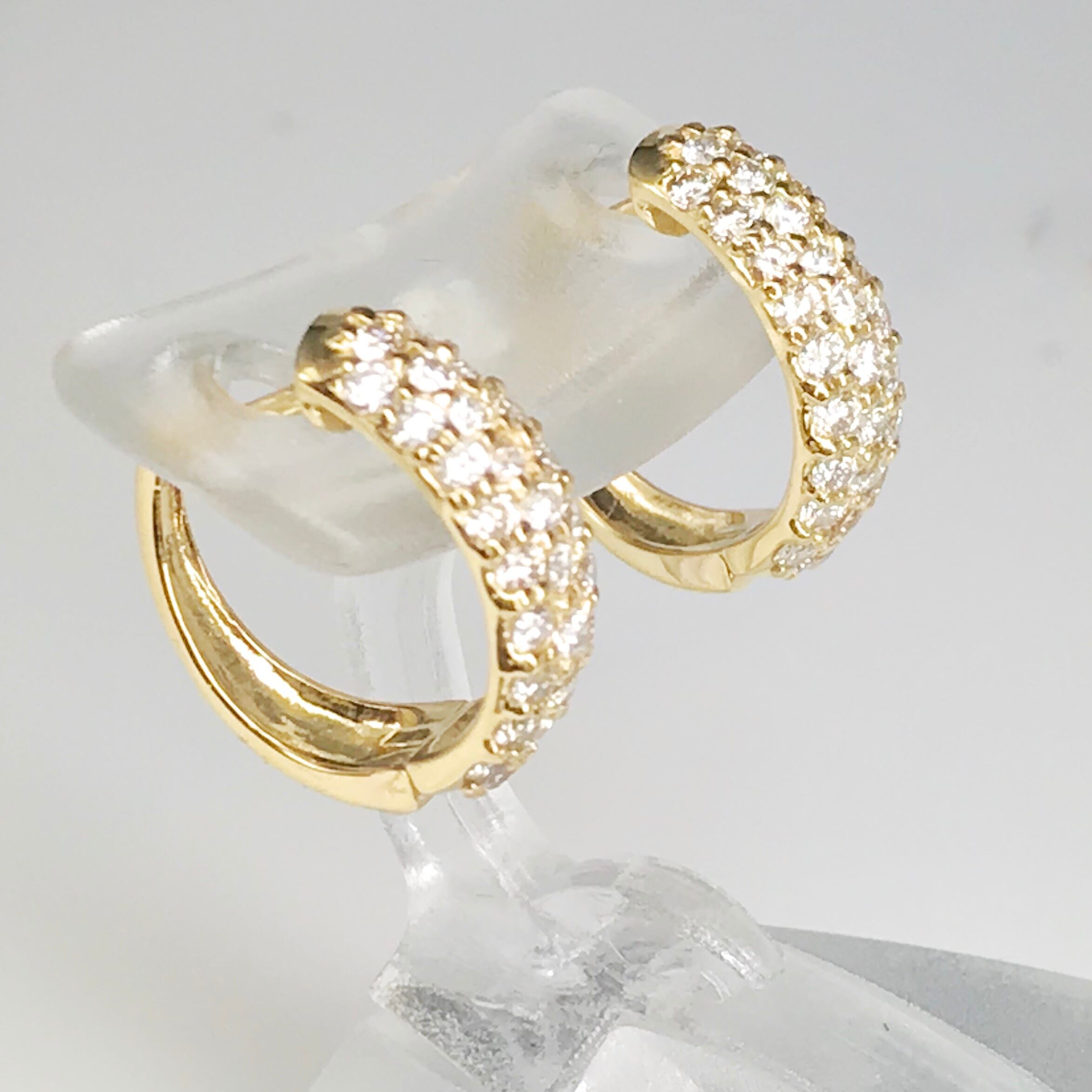 天然ダイヤモンド 計0.12ct K18WG ヨーロピアンピアス