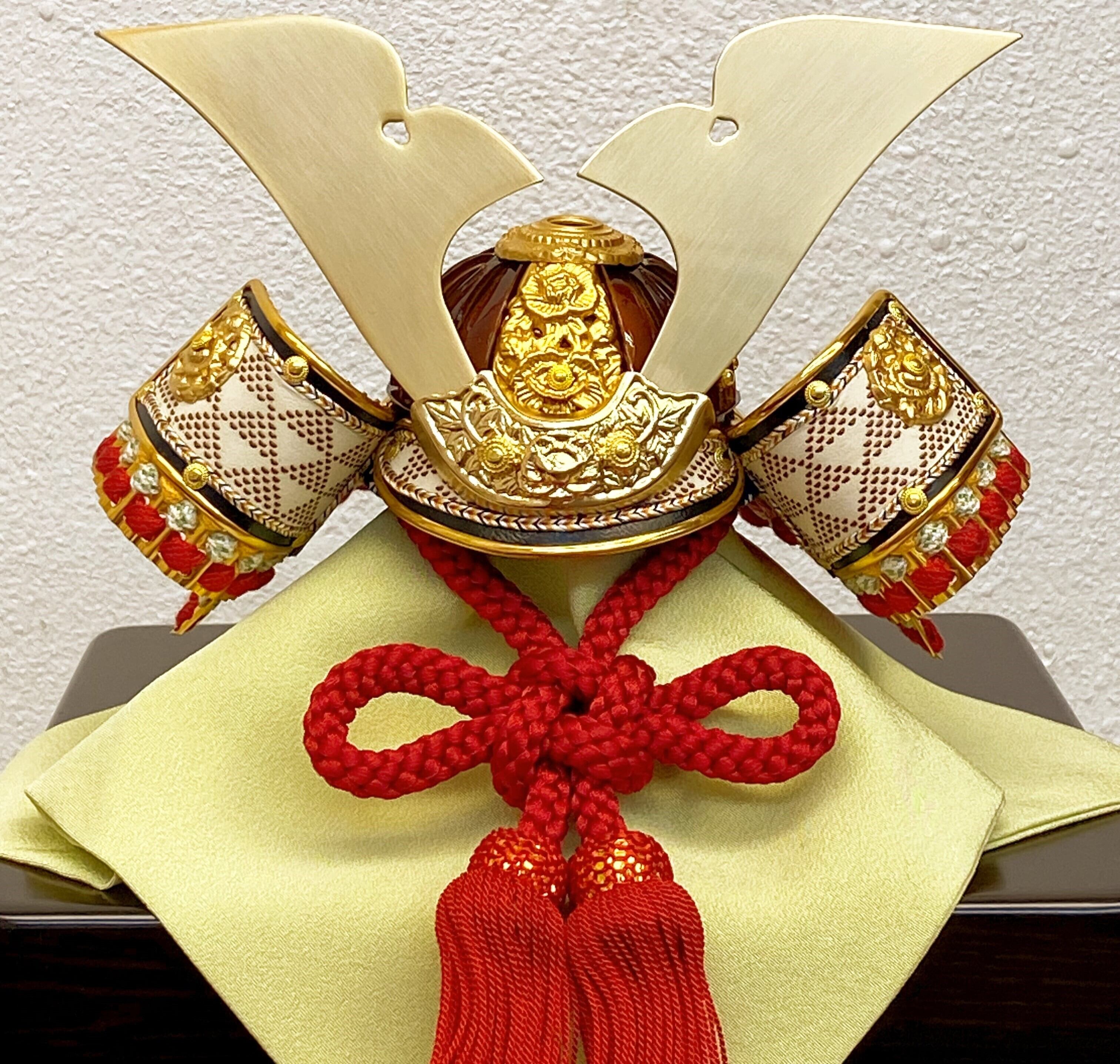 7号兜 丹兜(たんかぶと)大鍬形 富久紗・正絹一越 五月人形 兜 7号兜 丹兜(たんかぶと)大鍬形 富久紗・正絹一越 五月人形 兜