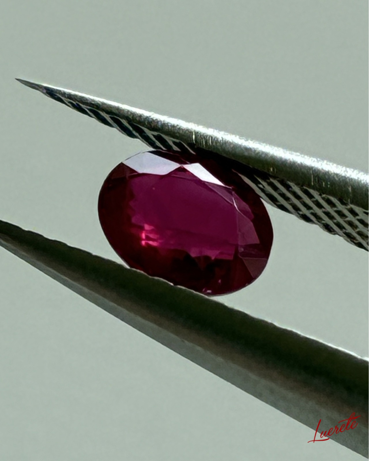 Natural Ruby 0.6ct Loose Gemstone 天然ルビー 0.6ct ルース【LE0016】