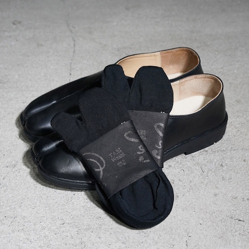 Leather TABI 専用靴下 Low〈Black〉