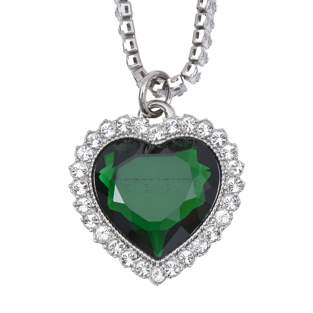 Vetements クリスタルハートネックレス　ペンダント VETEMENTS】CRYSTAL HEART NECKLACE | AYIN