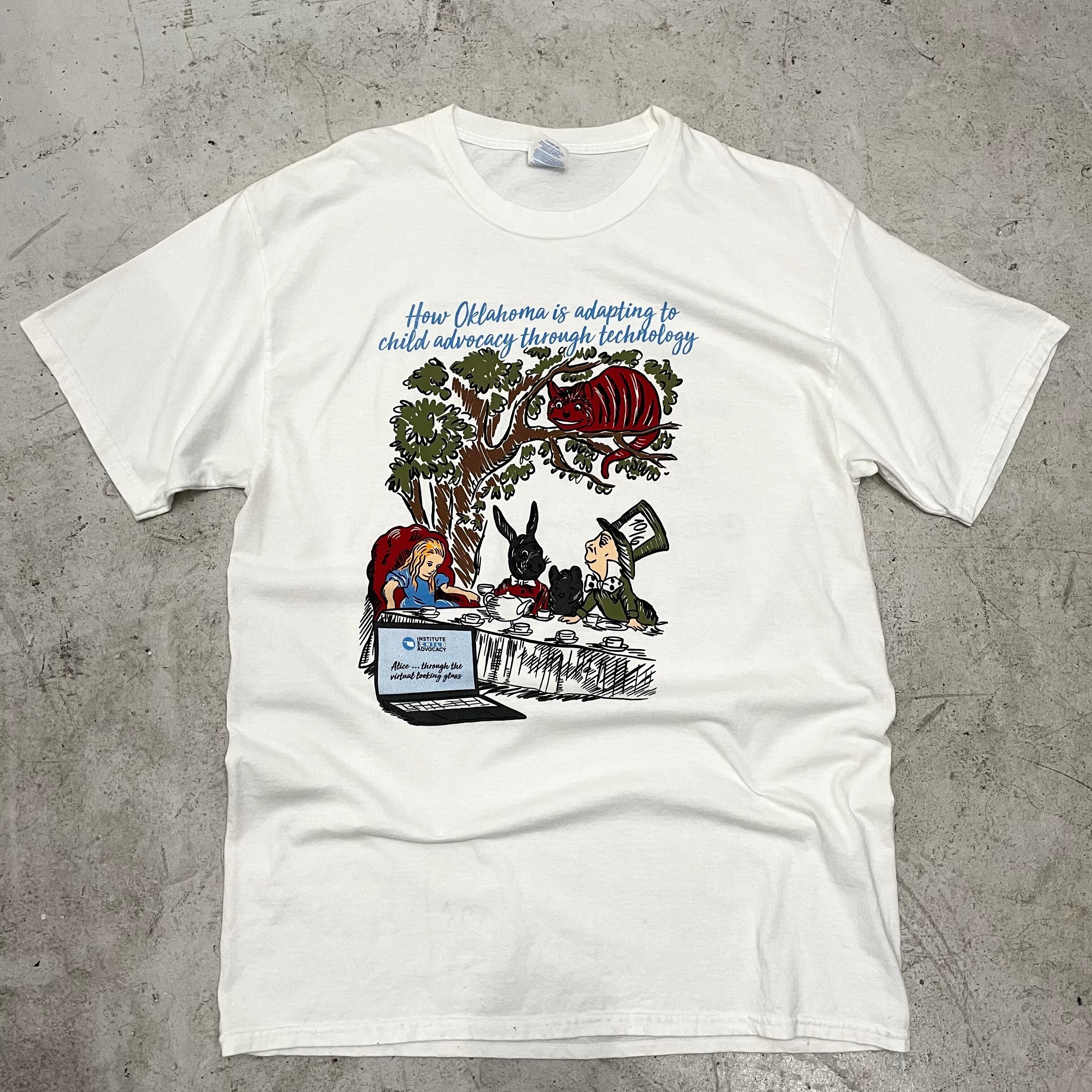 不思議の国のアリスTシャツ