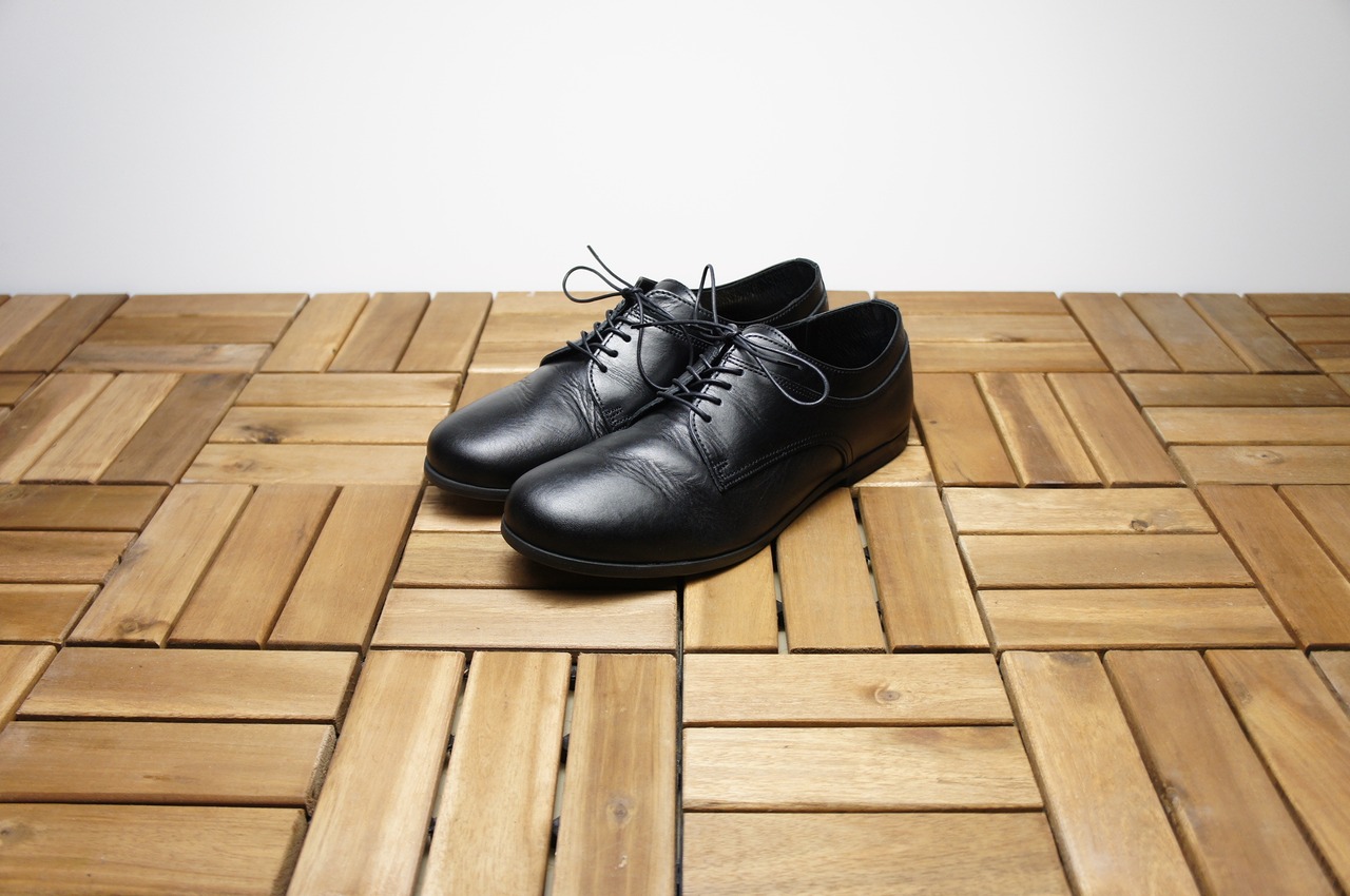 LAYERED SHOES