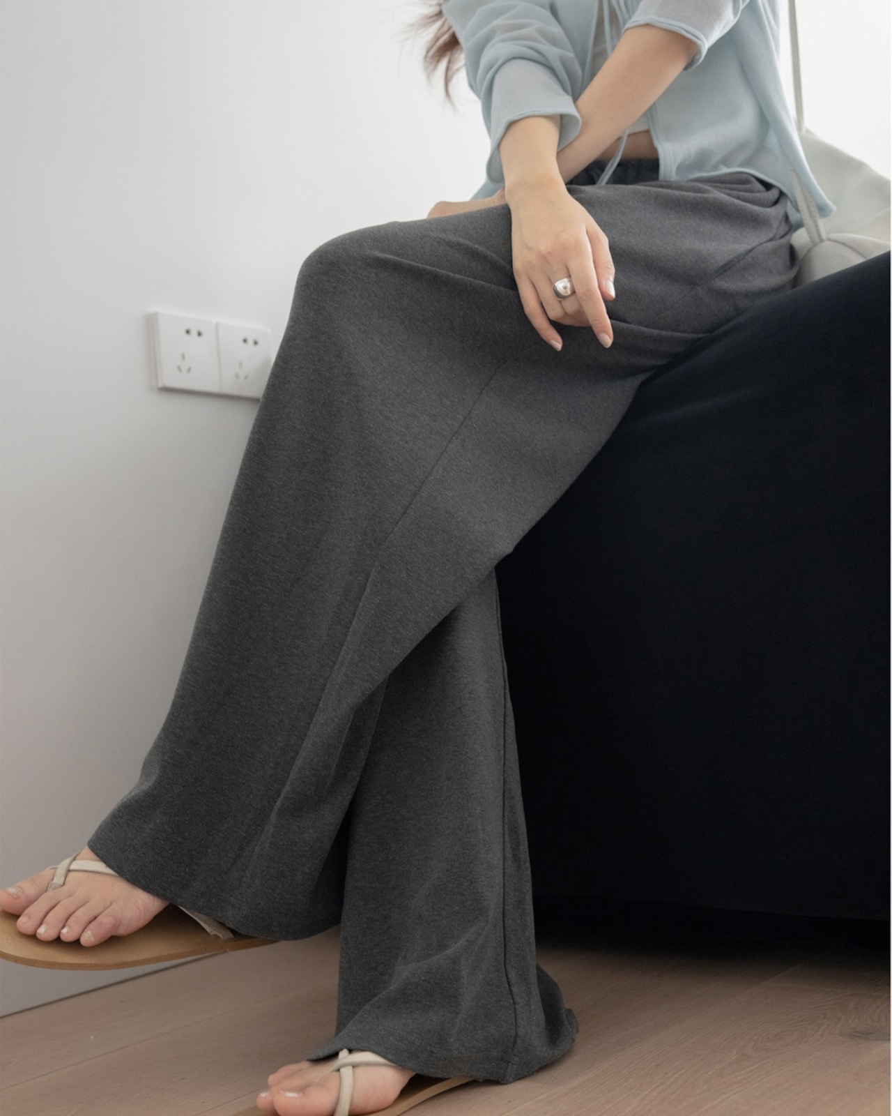 Draped straight knit Pants T20068