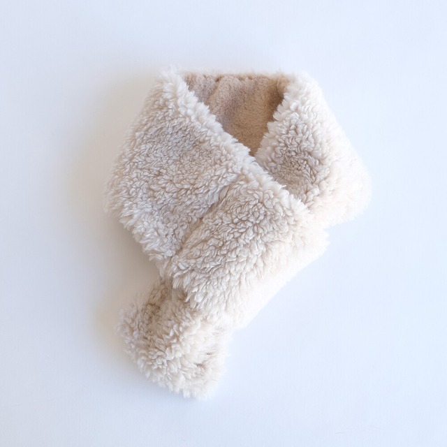 首元があたたまるボアとファーのリバーシブルマフラー／差し込み ティペット