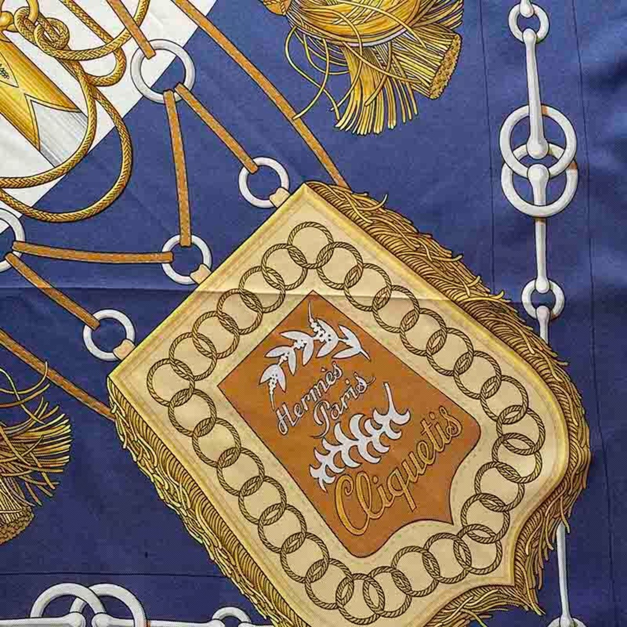 エルメススカーフ　Hermes　カレ90　Cliquetis シルクスカーフ　ネイビーブルー 12acdp1