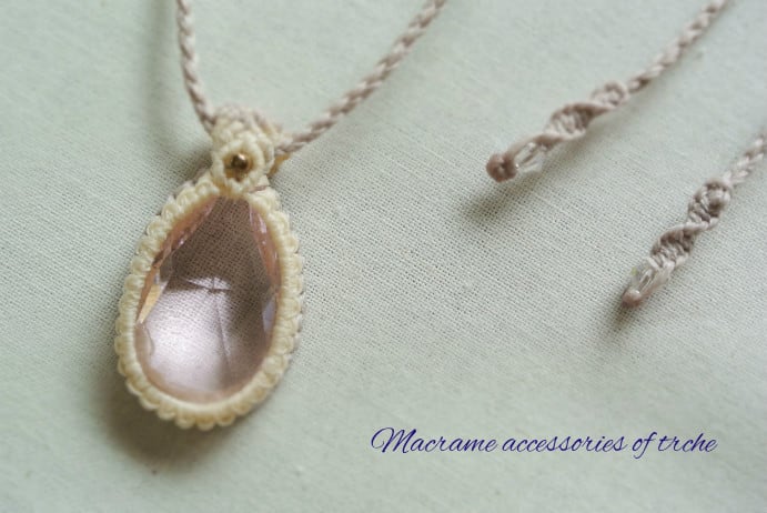 ♦歩くサンキャッチャーシリーズ♦スワロフスキーマクラメネックレス【ローズ】