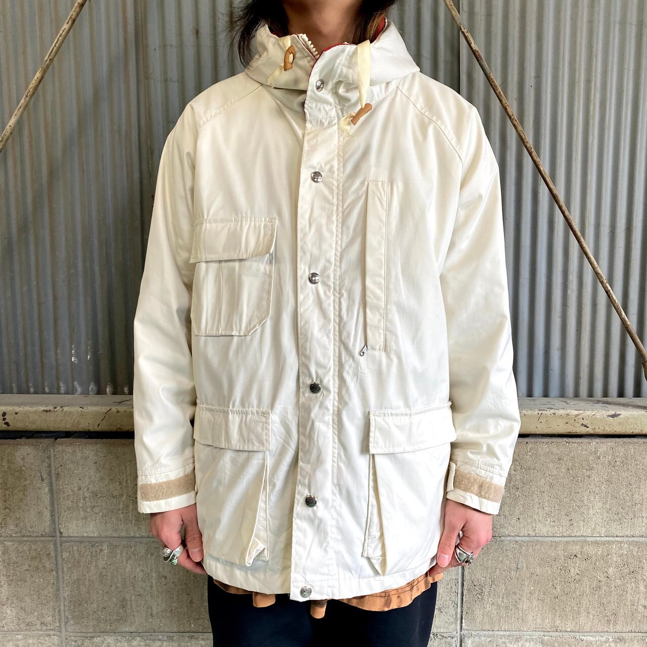 70年代 USA製 WOOLRICH ウールリッチ マウンテンパーカー ナイロンジャケット レディースL メンズM相当 古着 70s ヴィンテージ  ビンテージ ホワイト 白 マウンテンジャケット 【ナイロンジャケット】【AL20】 | cave 古着屋【公式】古着通販サイト