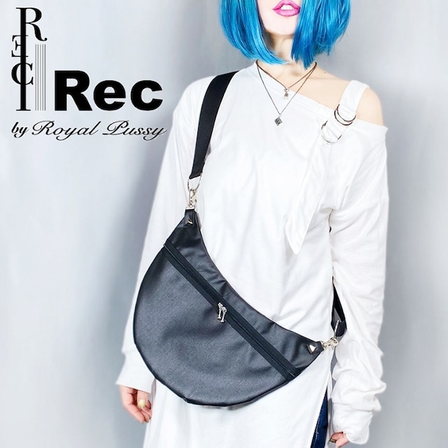 Rec by Royal Pussy / レック バイ ロイヤルプッシー「D-Bag」ボディバッグ ハーフムーン ショルダー バムフラップ ケツアテ ウエストポーチ サコッシュ 黒 ブラック ナイロン メンズレディース パンクロック PUNKROCK バンド 川村カオリ ギフト無料 ステージ衣装 Rogia