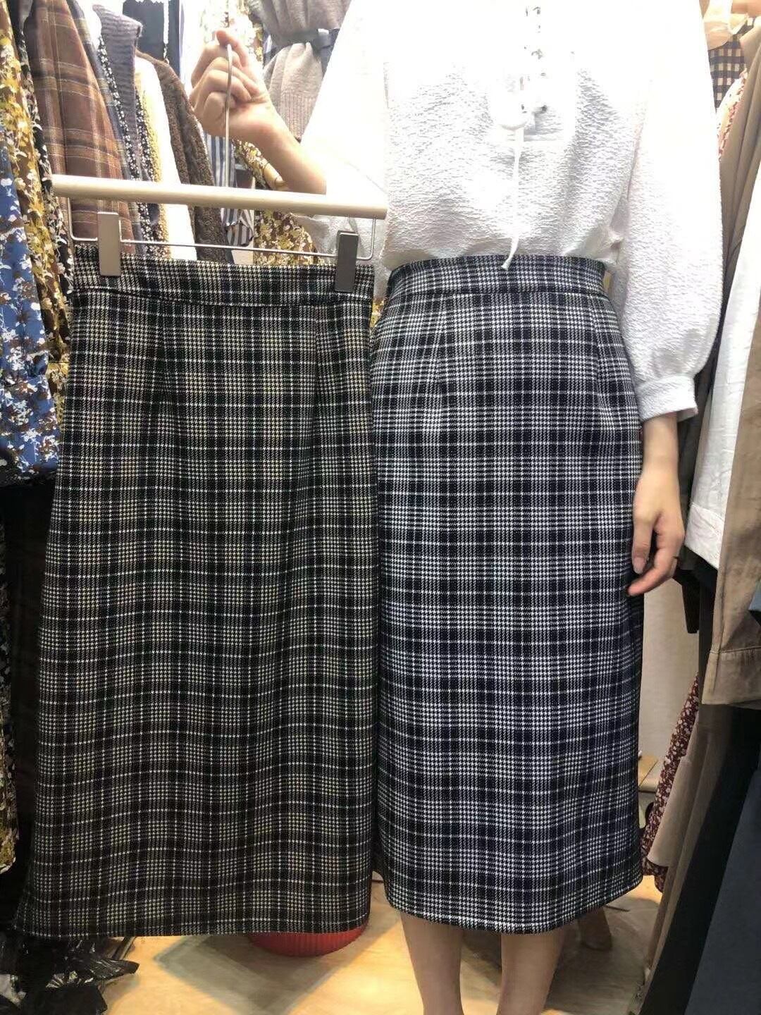 ミモレ丈チェックスカート