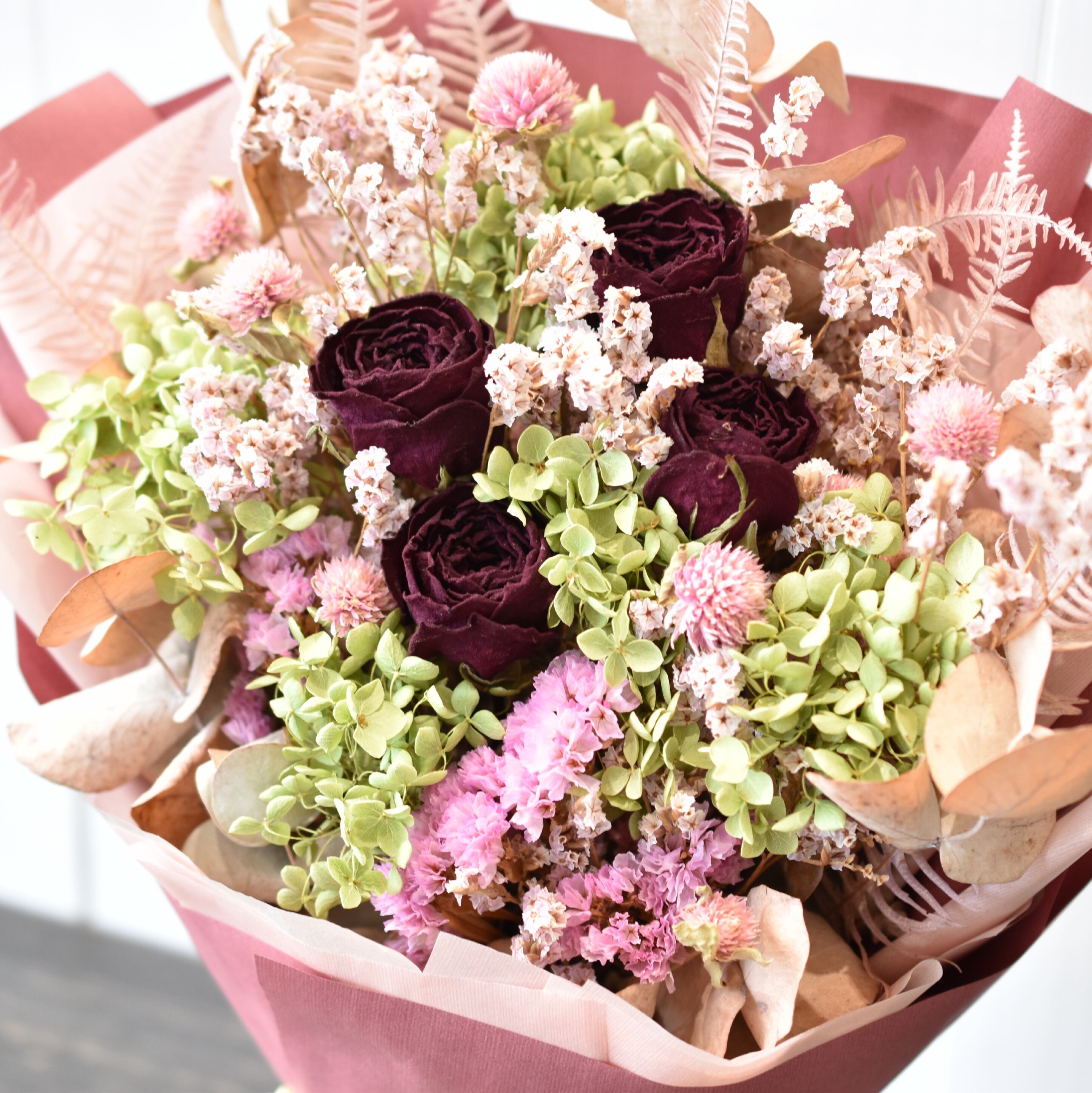 バラとアナベルのドライフラワーブーケ」 | フラワーブティックはなむら