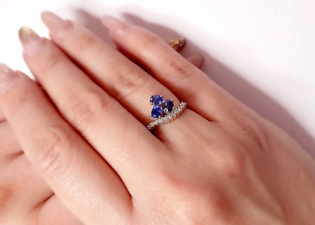 K18WG サファイア1.12ct デザインリング ○ | 株式会社Jewelry伊藤
