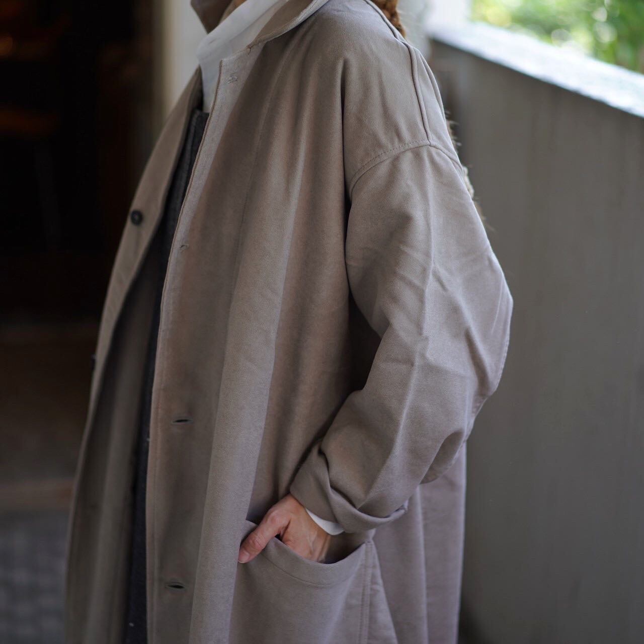 Yarmo(ヤーモ) Lab Coat Taupe | Debby powered by BASE