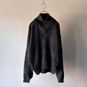 -DAILY D SPORTS- hi-neck harf zip knit