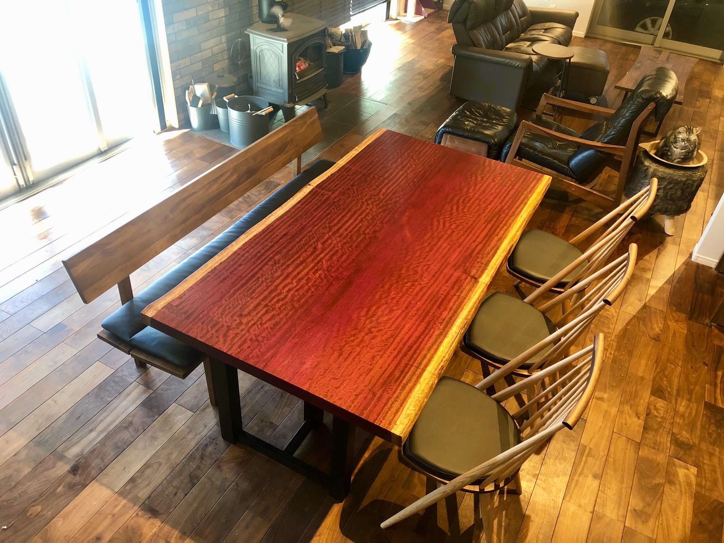 樹種のご紹介 | 千年家具 - 一枚板 テーブル専門店