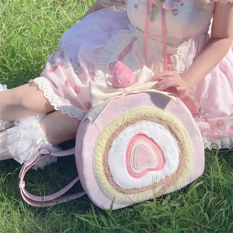 ゆめかわ バッグ ラージサイズ イチゴ ロールケーキ ガーリー 甘め