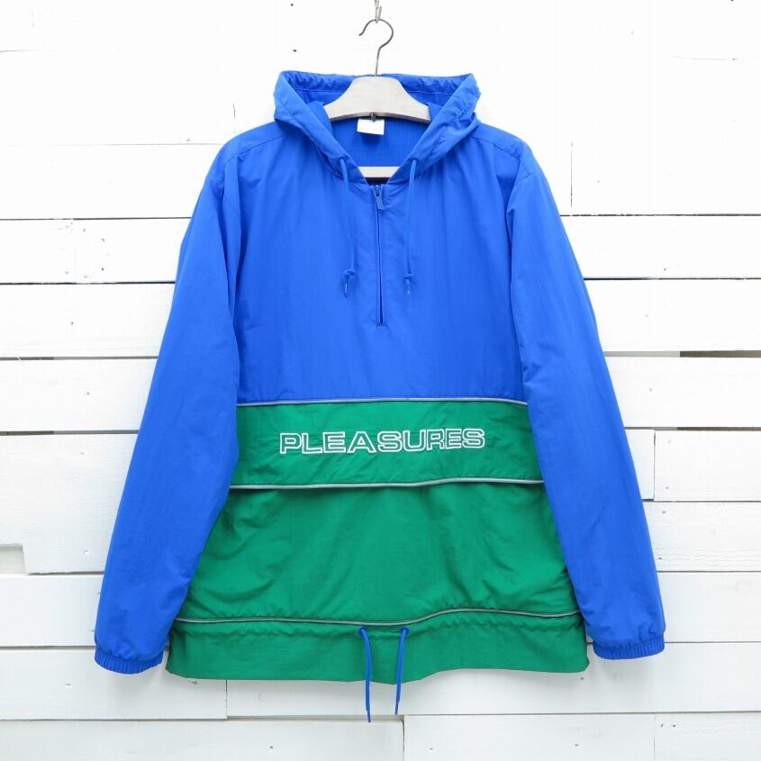 FRED PERRY  フードありナイロンパーカー　長袖