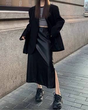 スリットモードフェイクレザースカート A0553