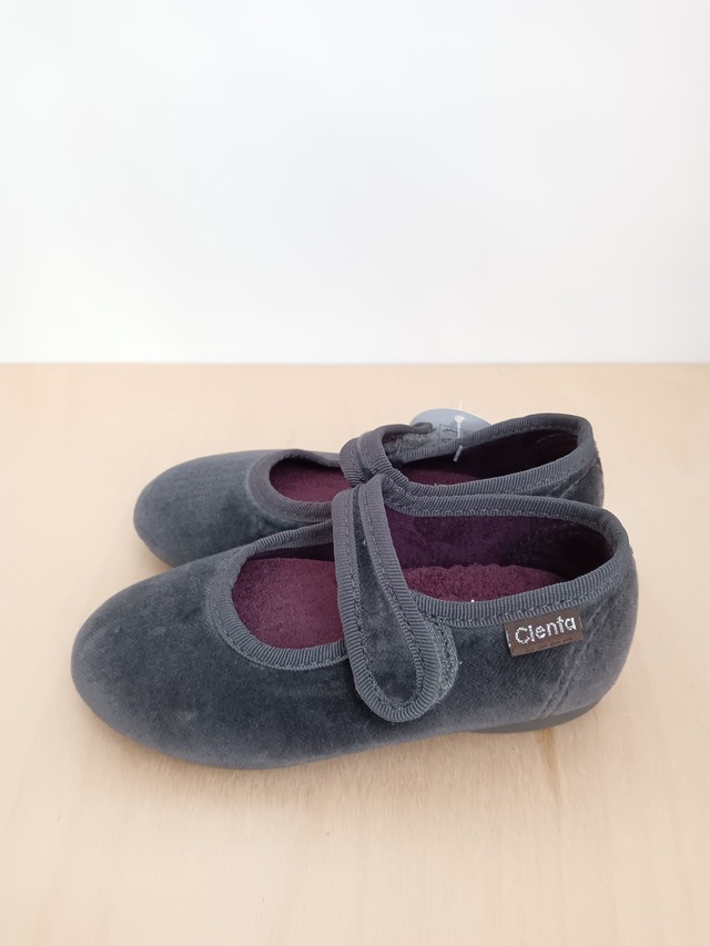 One Strap Velour Shoes - Grey  / Cienta