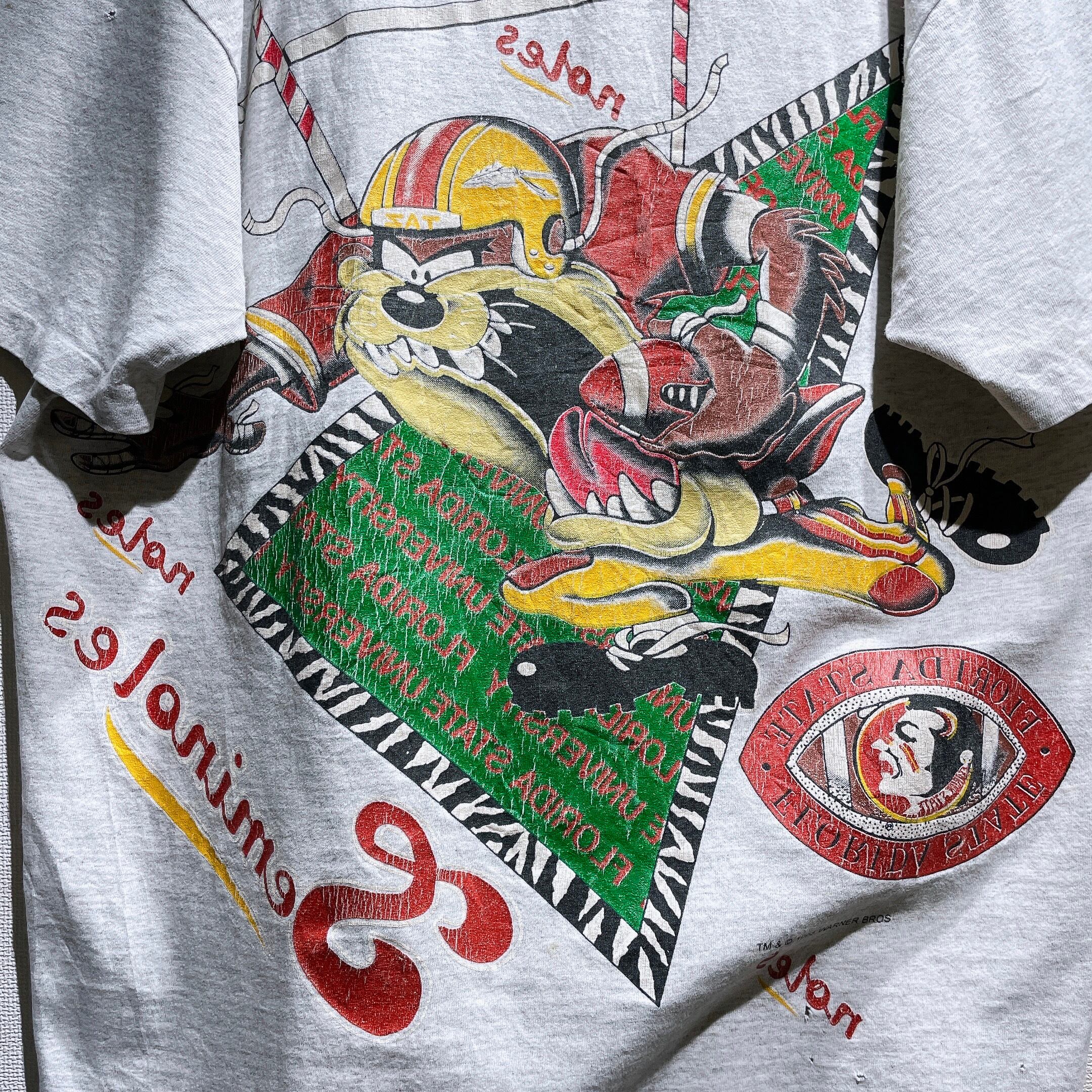 1993s ” Tazmanian Devil ” Both sides printed vintage SS Tee (made in usa)
