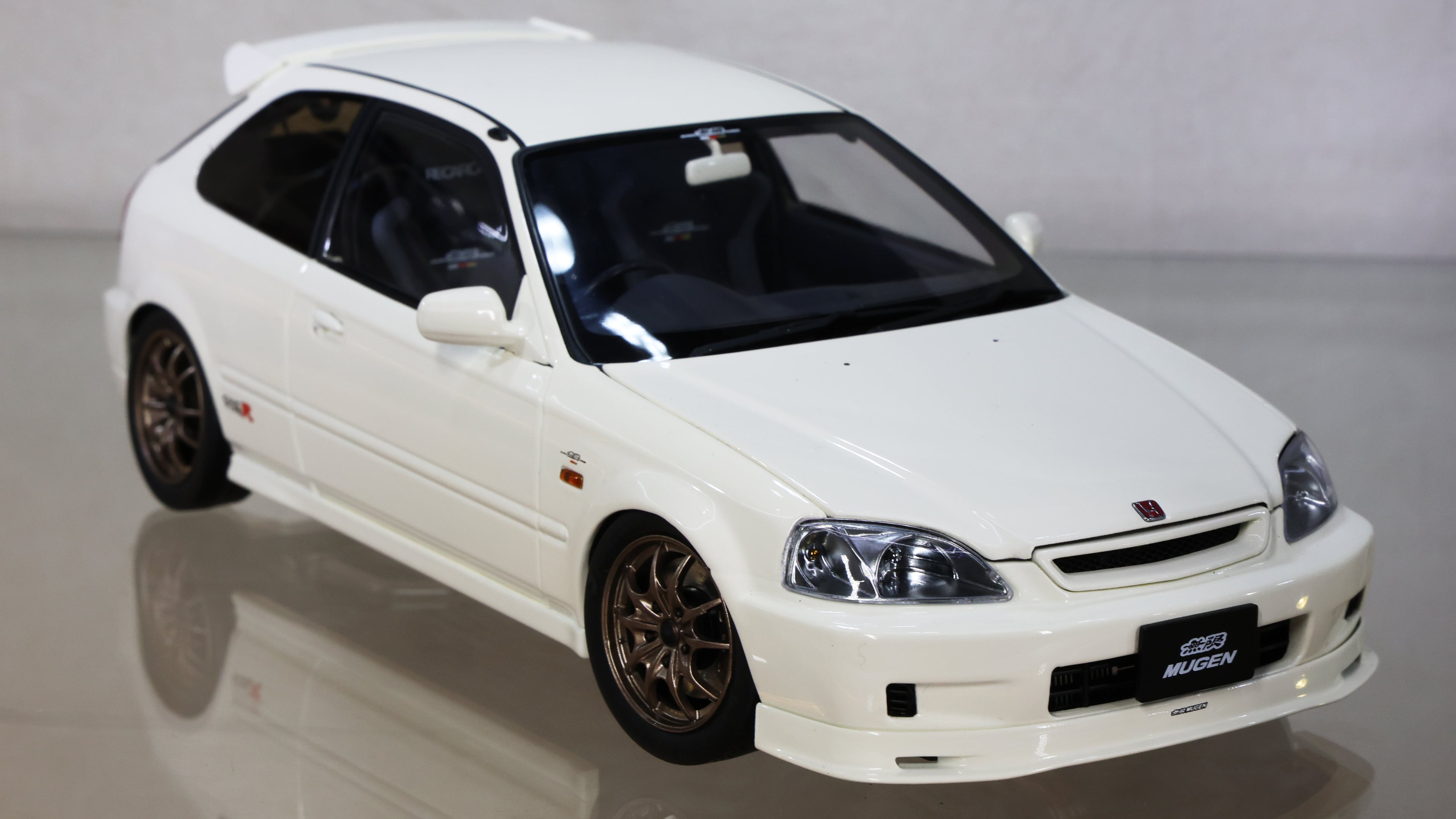 モーターヘリックス 1/18 ホンダ シビック タイプR FD2 無限 RR ミラノ