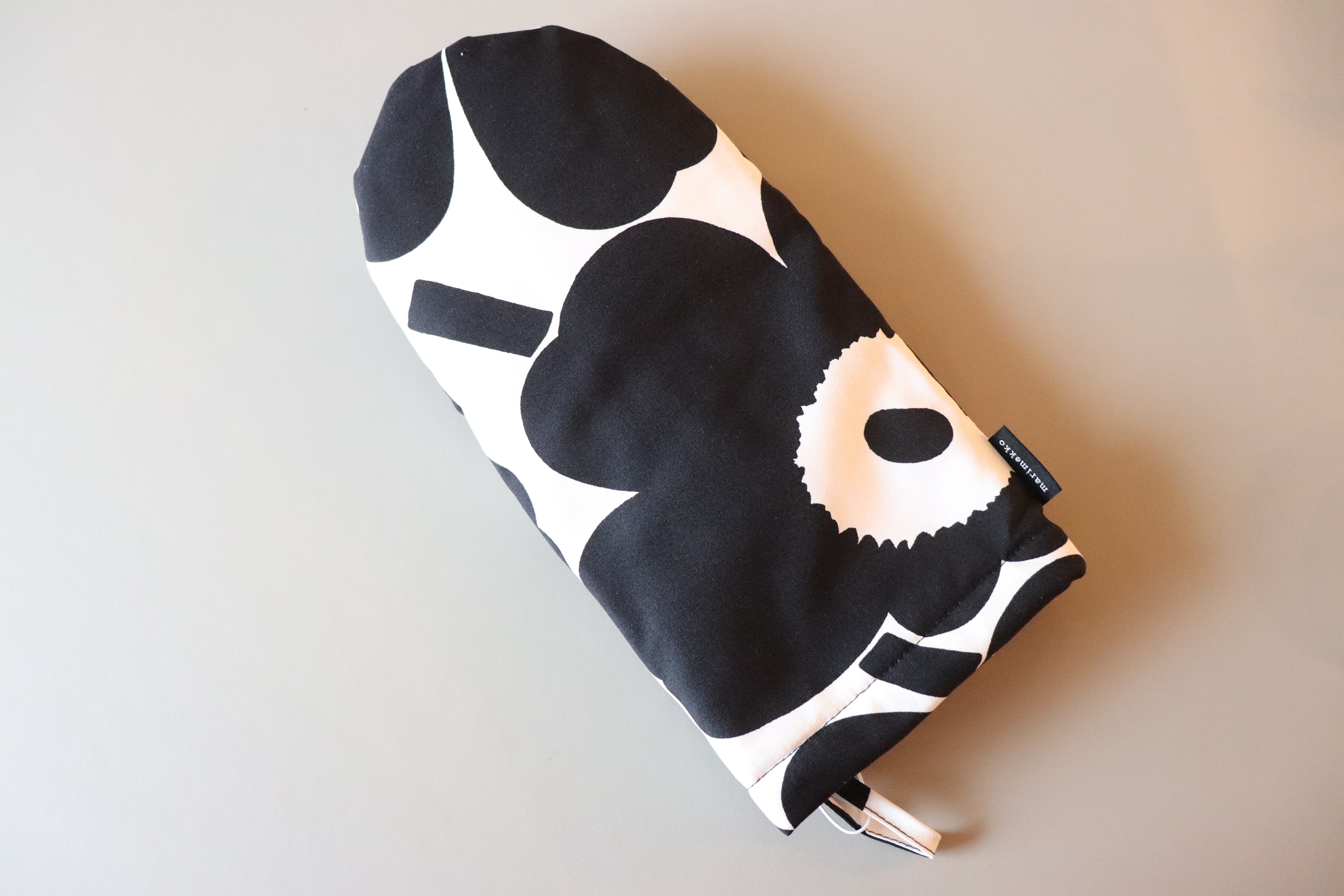 marimekkoマリメッコ　ブラック ミトン Sサイズ　手袋 marimekkoマリメッコ ブラック ミトン Sサイズ 手袋