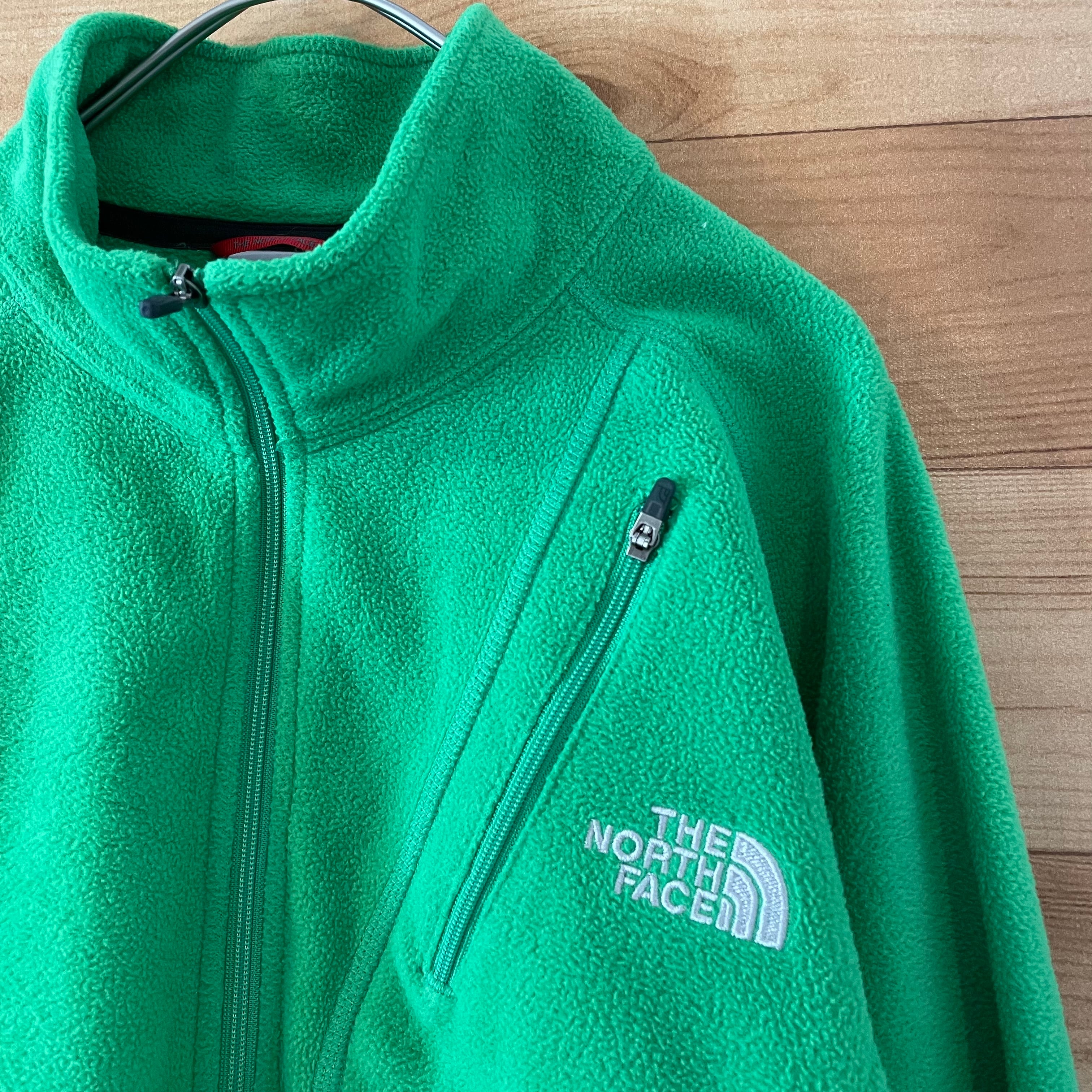 THE NORTH FACE ハーフジップ　スモークグリーン　左胸ロゴ刺繍　輸入