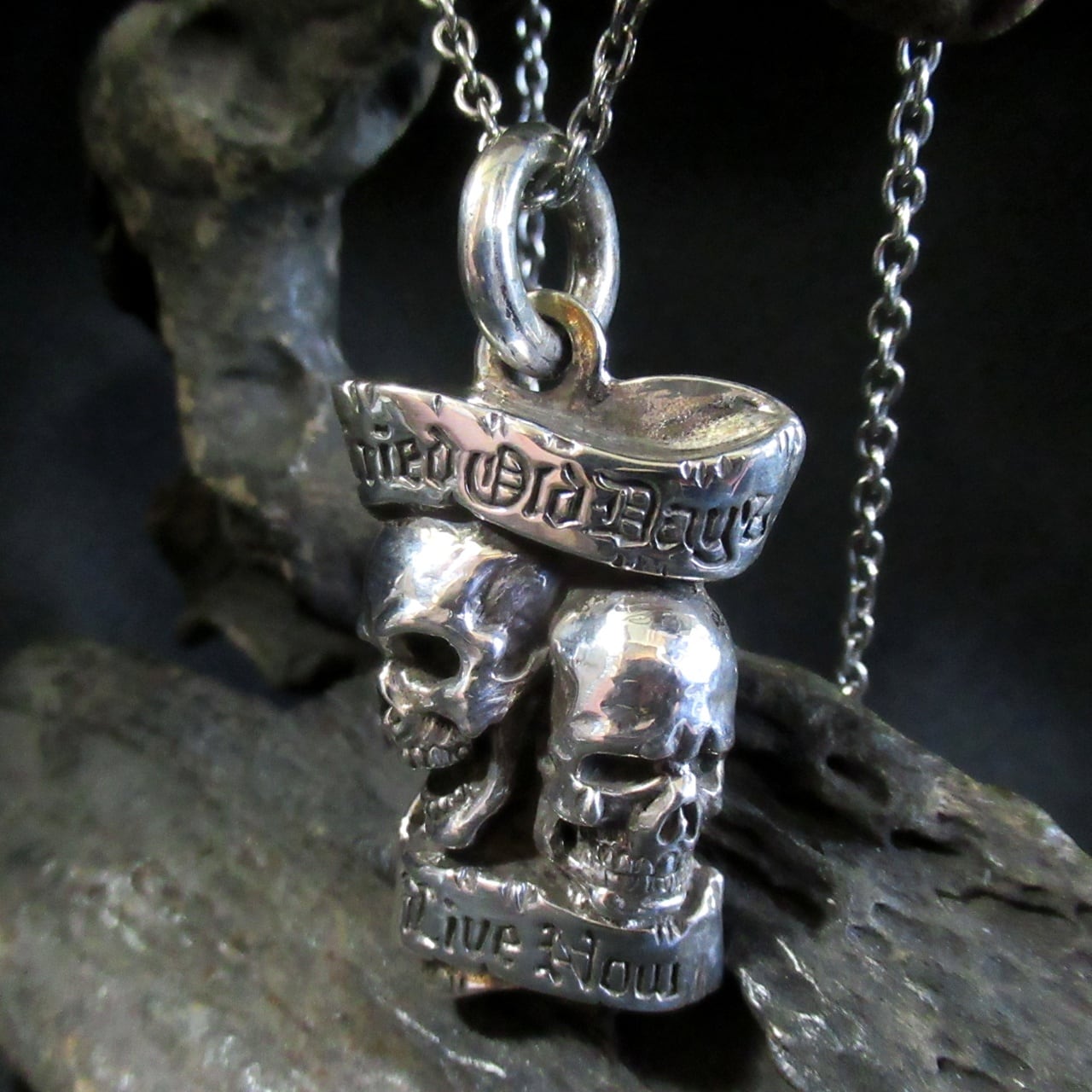 ホルスの目ペンダントSILVER eye of Horus,PENDANT | ARMS