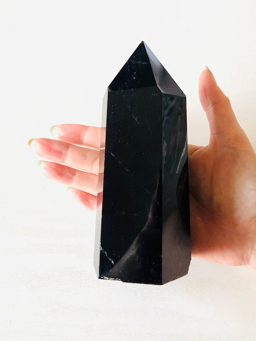 あなたを守る漆黒の盾！モリオン(黒水晶)の大きめポイント