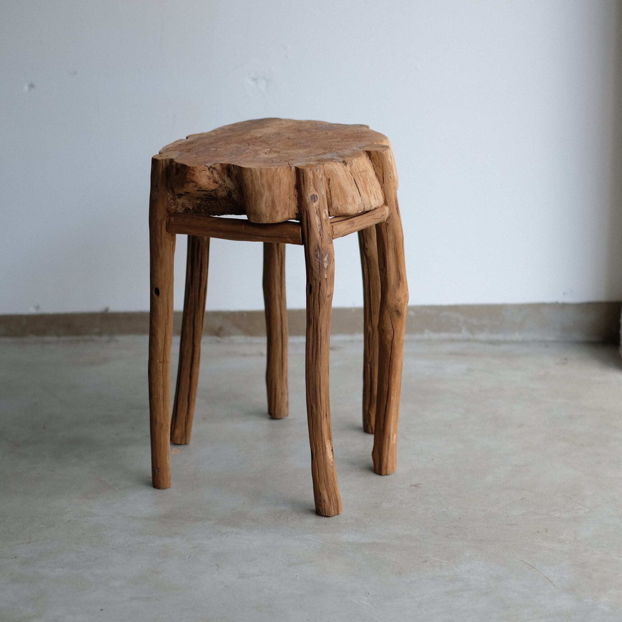 Round Lychee Stool 50 -003