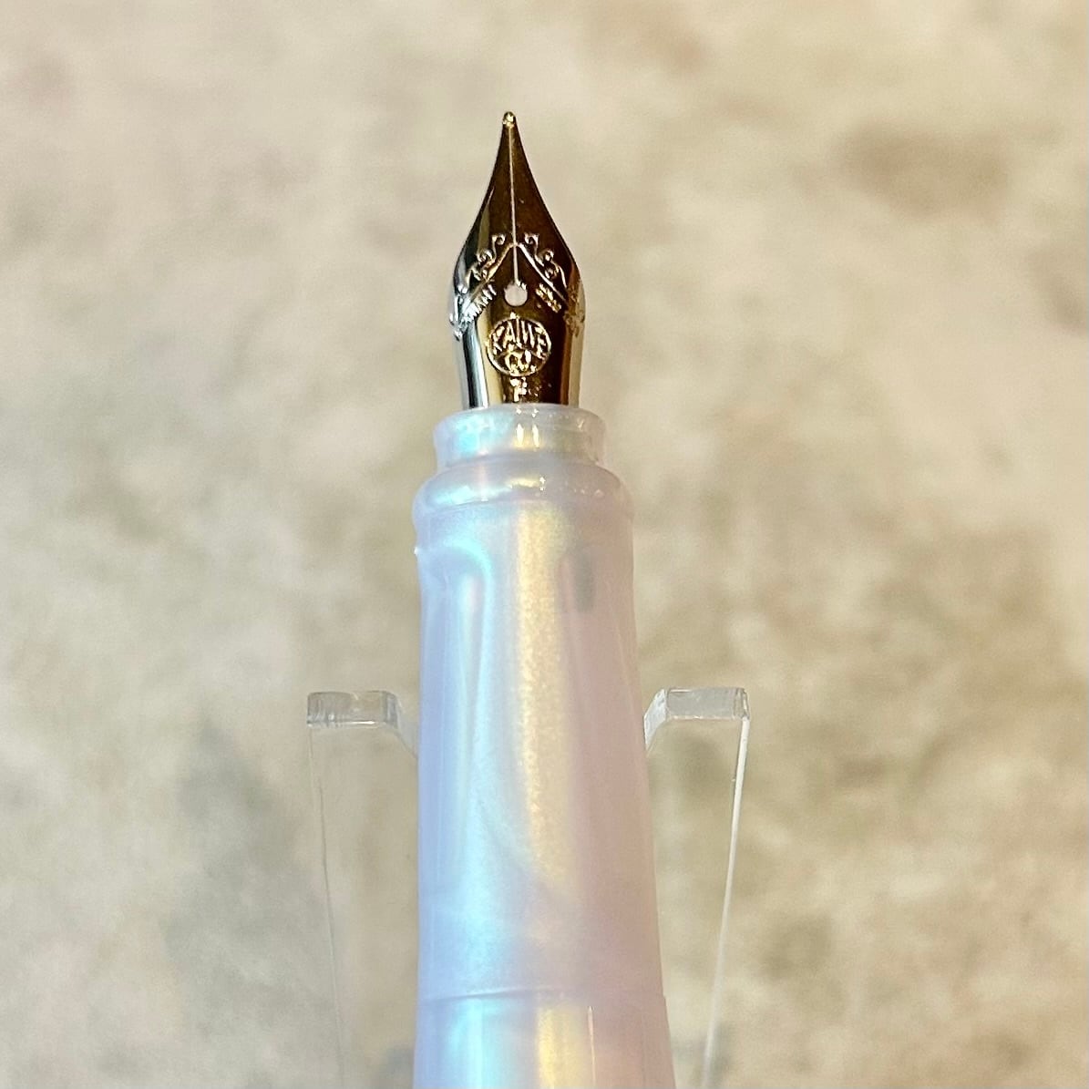 カヴェコ　万年筆　イリディセントパール　F Kaweco カヴェコ 万年筆 パケオ イリディセント パール | ペンハウス