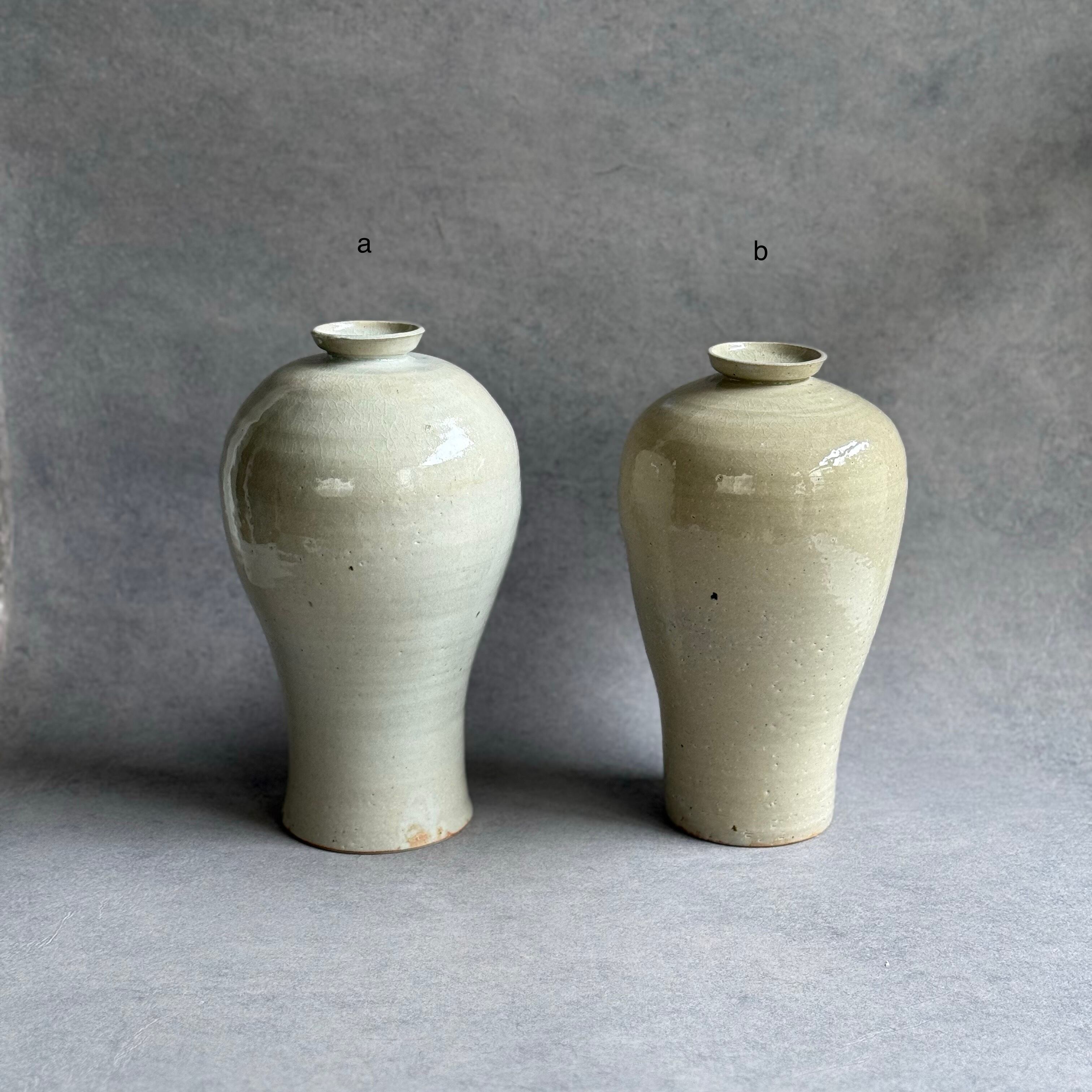 日高伸治 青白磁 梅瓶 | gallery 一白