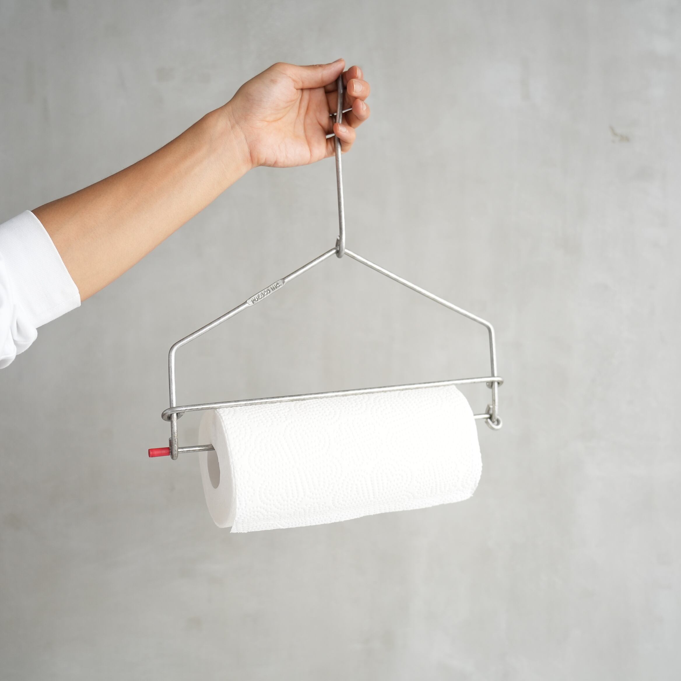 PAPER TOWEL HANGER LAND Lifestyle Shop