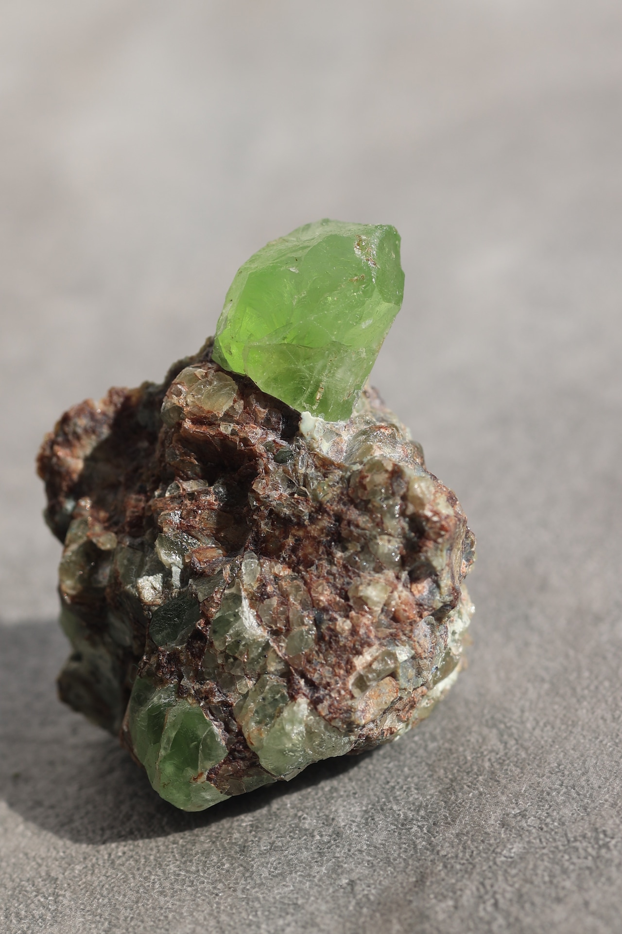 ペリドット「新緑の息吹」Peridot|天然石 原石 鉱物 パワーストーン | PD-H-002