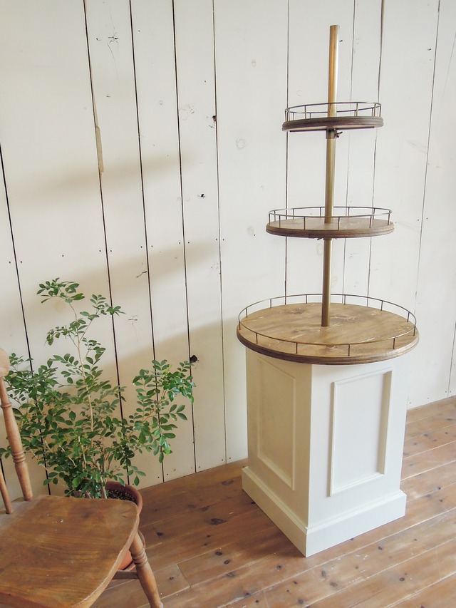 おしゃれなアンティーク調ラウンドテーブル：足Bタイプ　（飲食店向け丸テーブル）　W1000〜1300　4〜8人掛け　ダイニングテーブル