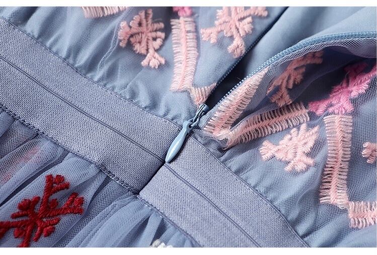 送料無料 ◇ D1202 オルテガ 刺繍 シャーリングゴム ネック ハーフ 