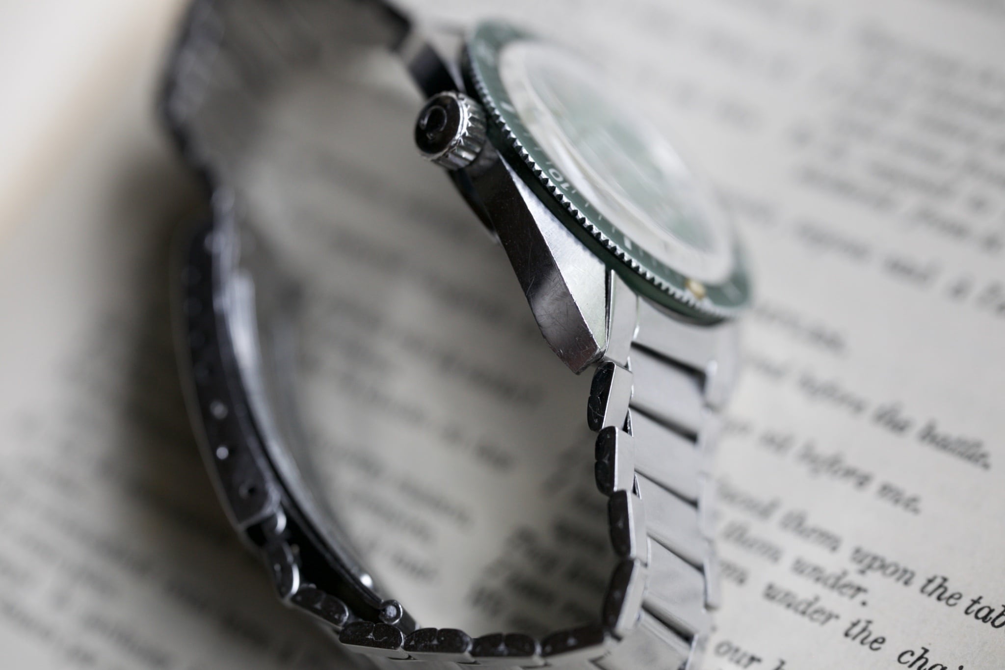 【早い者勝ち】OMEGA オメガ シーマスター120 ボーイズ　キャタピラブレス OMEGA】1970's シーマスター120 ボーイズサイズ ノンデイト手巻き MOSS