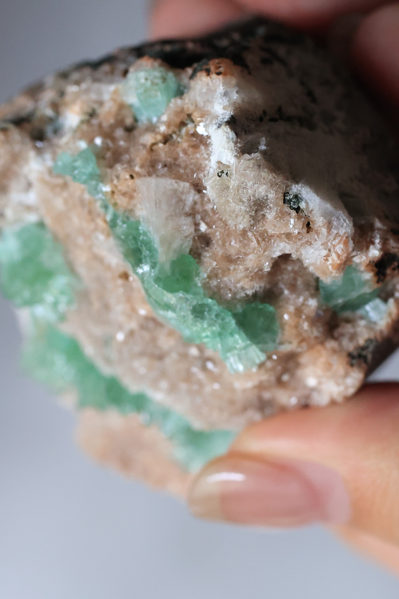 グリーンアポフィライト × スティルバイト 「自由な木々」Green Apophyllite with Stilbite ◇ 天然石・鉱物・パワーストーン・原石 | st00395