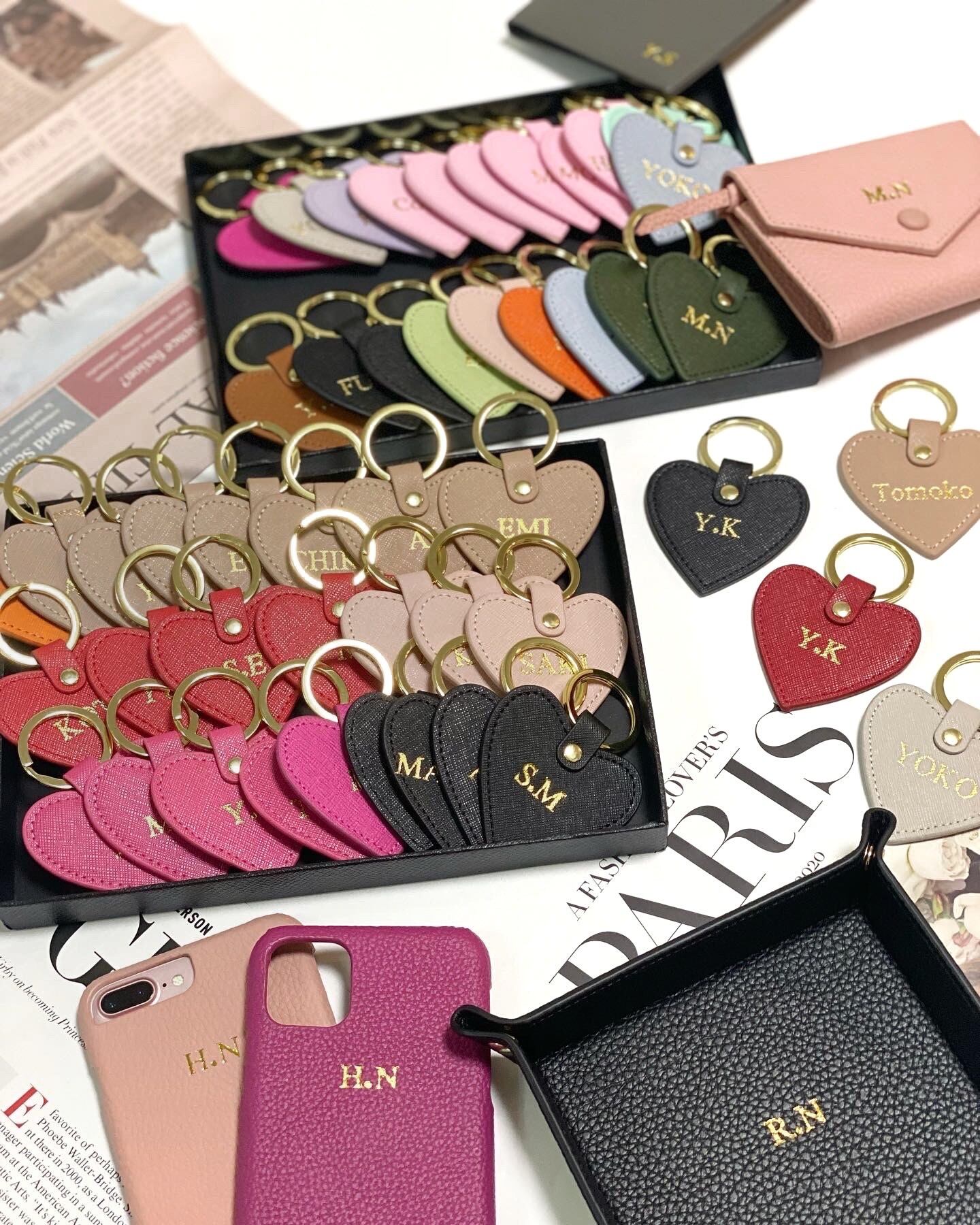 名前入れ可】全15色 本革ハート型刻印キーリング | ROSE AURA