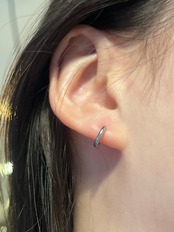 Chibi hoop pierce