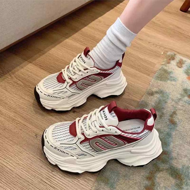 ダッドスニーカー メタリック シルバー 韓国系 スニーカー レディース 厚底 運動靴 個性的 ストライプ メッシュ ぽってり かわいい おしゃれ アクセント 個性的 インパクト大 身長アップ 高校生 JK ユニーク 白 赤 カラフル ミックス ハイテク