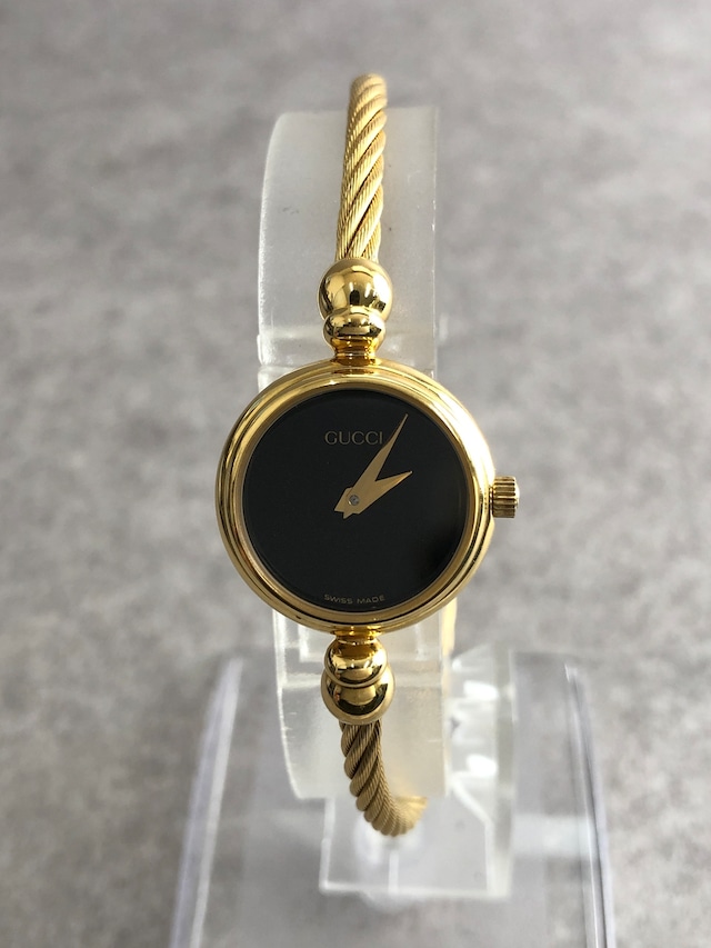 GUCCI グッチ 腕時計 ゴールド ラウンド ステンレススチール バングル クウォーツ 2700.2.L vintage ヴィンテージ オールド 58benr