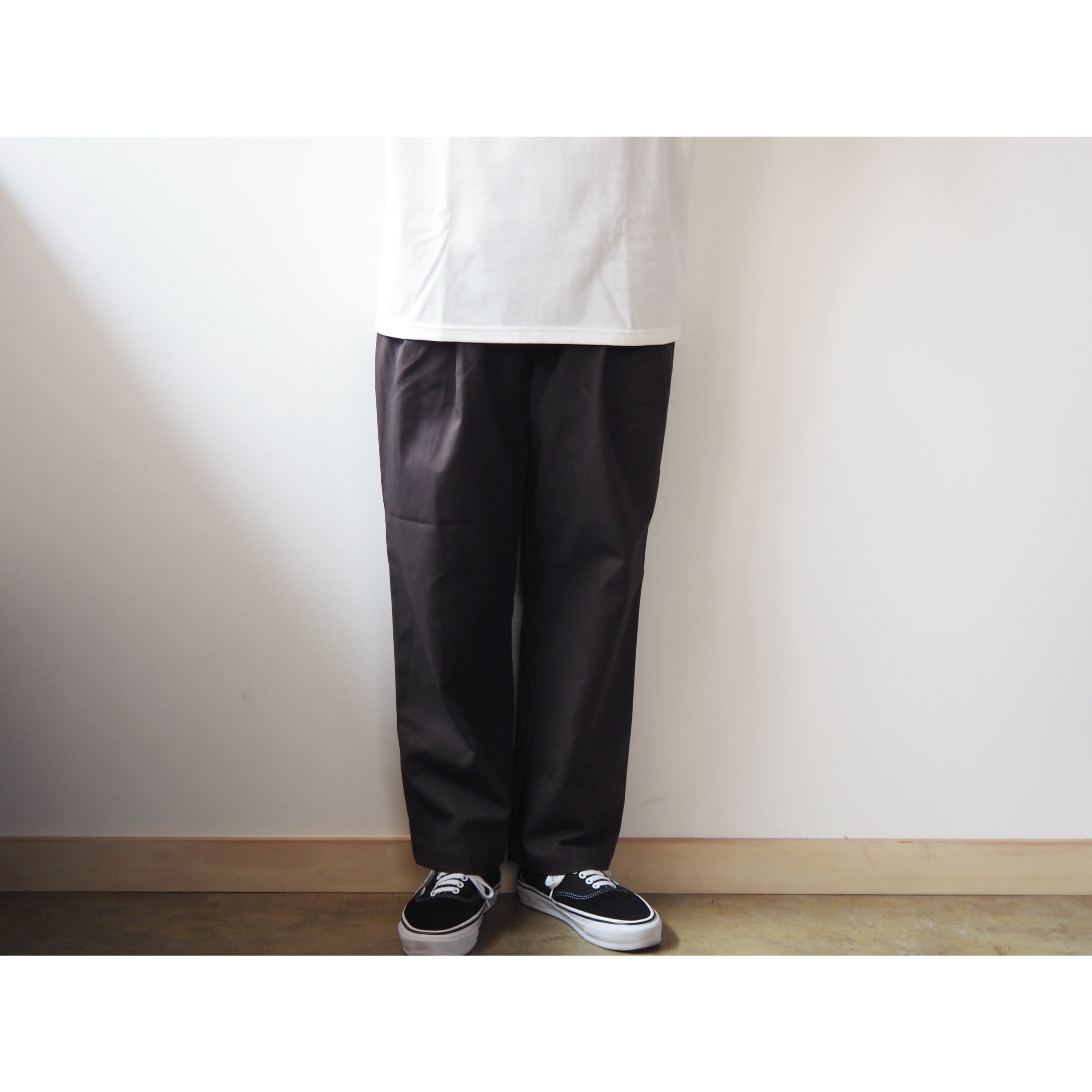 STILL BY HAND(スティル バイ ハンド) Cotton Twill Deep Tuck Pressed