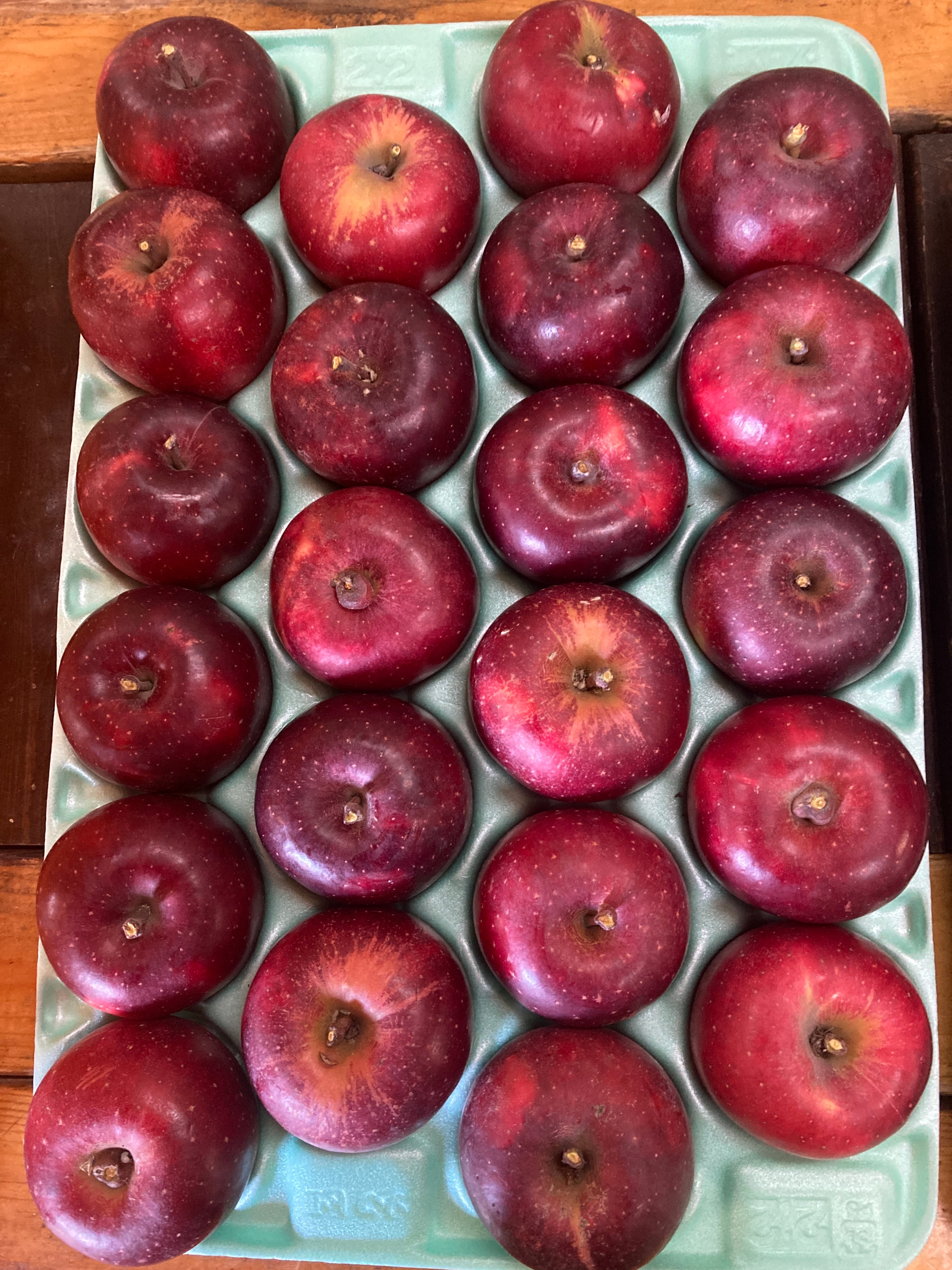 シリアルナンバー有り　アンドレ・コタボ　「赤い果物」 シリアルナンバー有り アンドレ・コタボ 「赤い果物」 シリアル