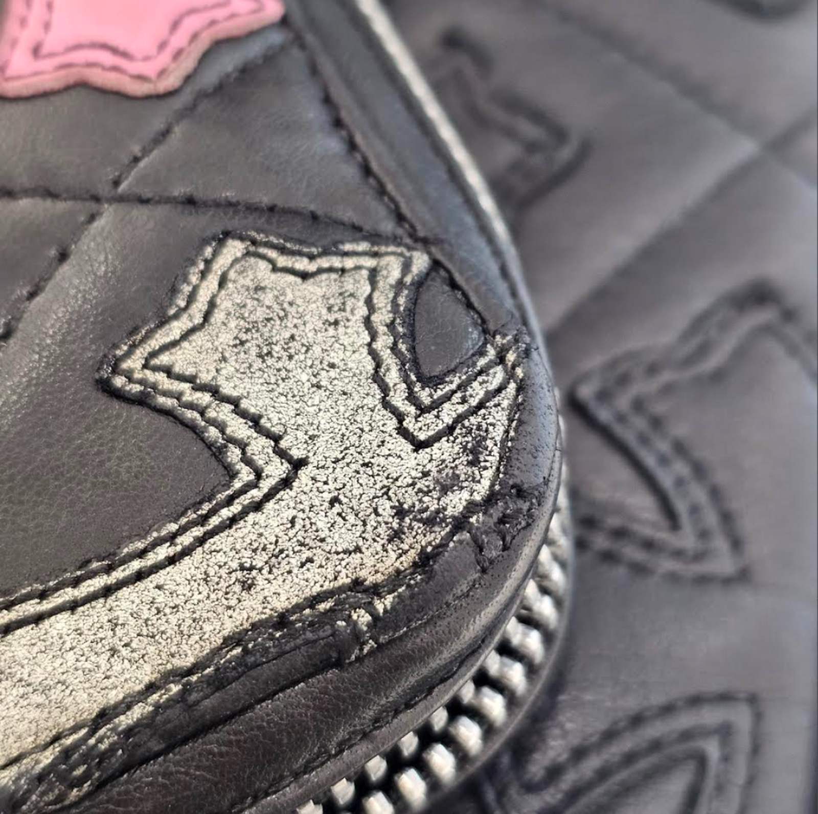CHROME HEARTS クロムハーツ マルチカラー セメタリークロス レザー