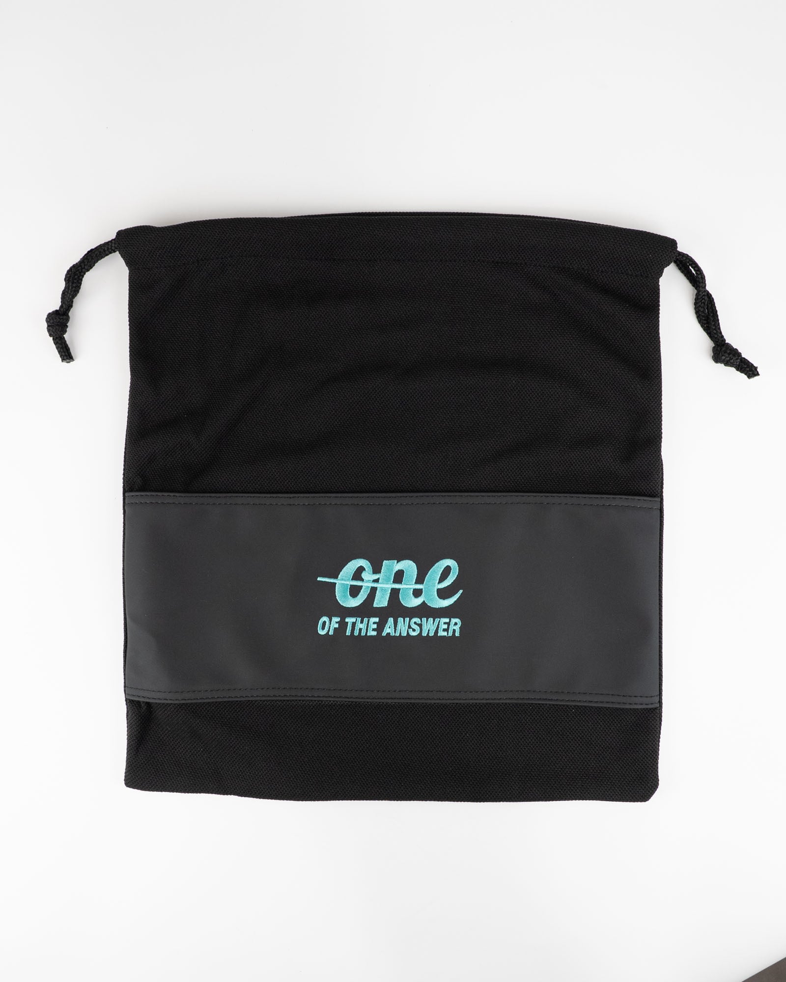 PLAYER'S GLOVE BAG