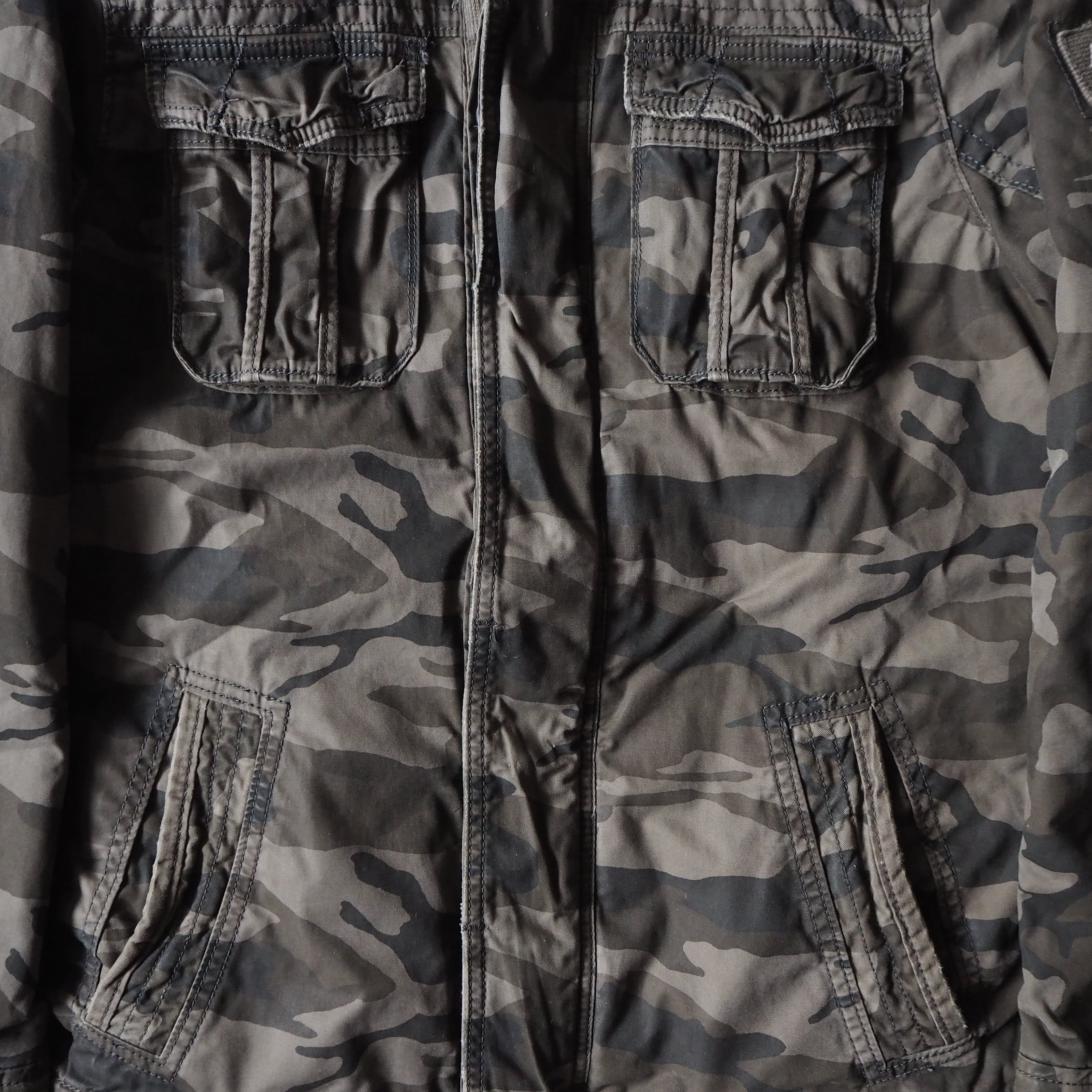 00s “ Abercrombie & Fitch” M-65 type brown woodland camo pattern